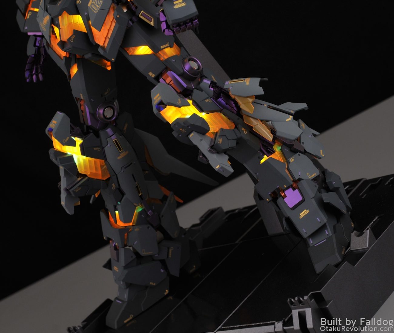 PG Banshee Gundam – Complete – OtakuRevolution
